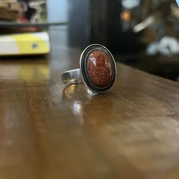 🌹 Vintage sterling silver goldstone/Sunstone Cocktail stone ring Boho Witchy